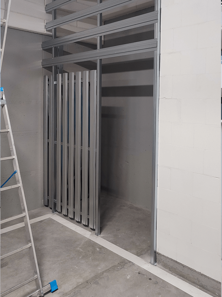 Magic Box storage unit made of lamellas