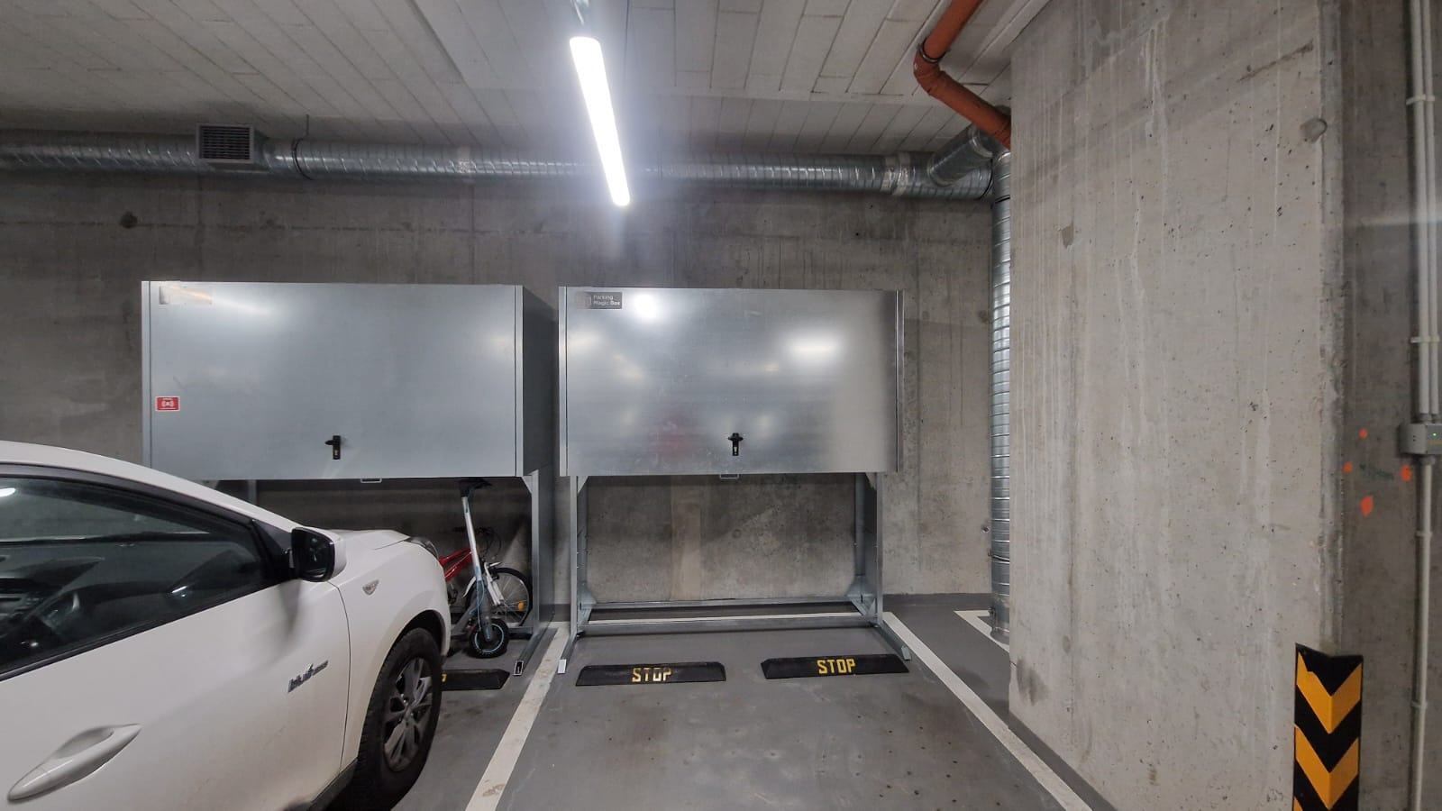 szafa metalowa do parkingu kraków a zezwolenie spółdzielni