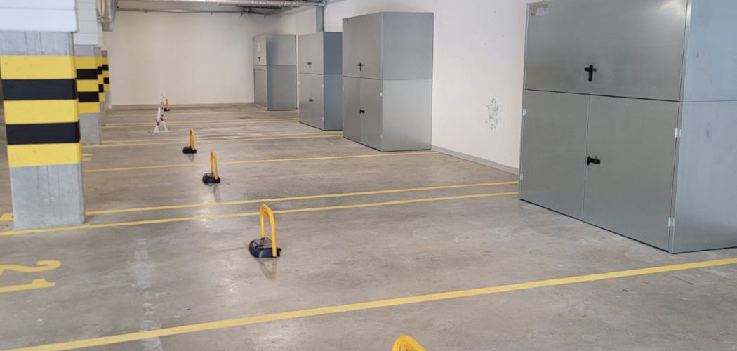 Szafa metalowa do garażu podziemnego