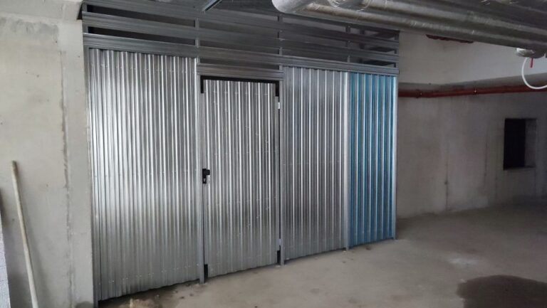 Abstellraum in Vollverkleidung